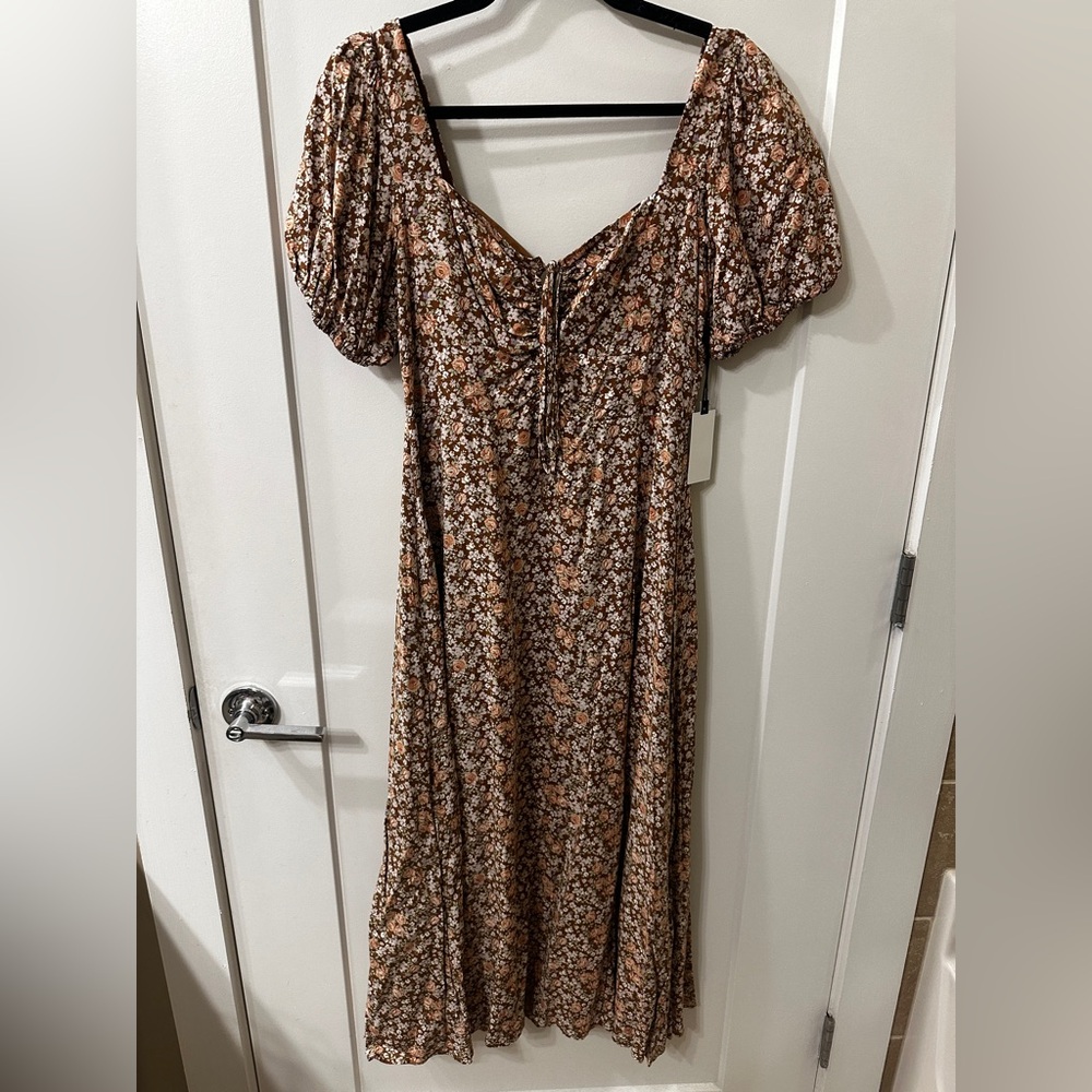ASTR Brown and Cream Floral Midi Dress
